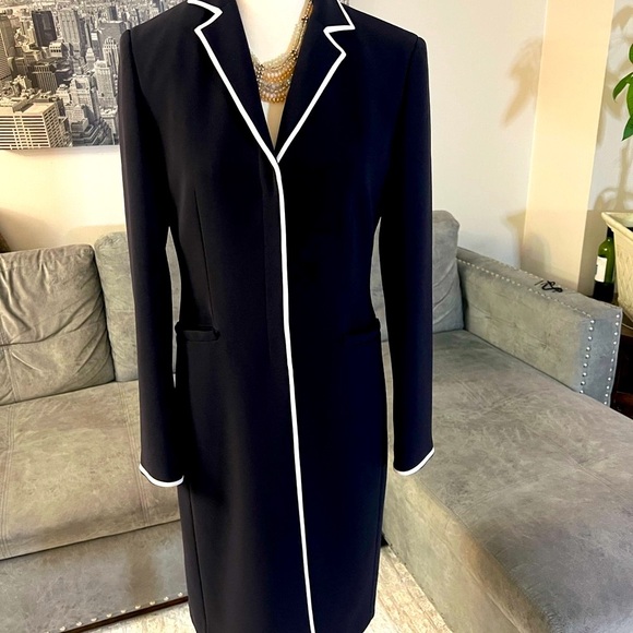Ann Taylor Jackets & Blazers - 😍💎Ann Taylor Black and White Long Coat with Notched Lapel💎😍